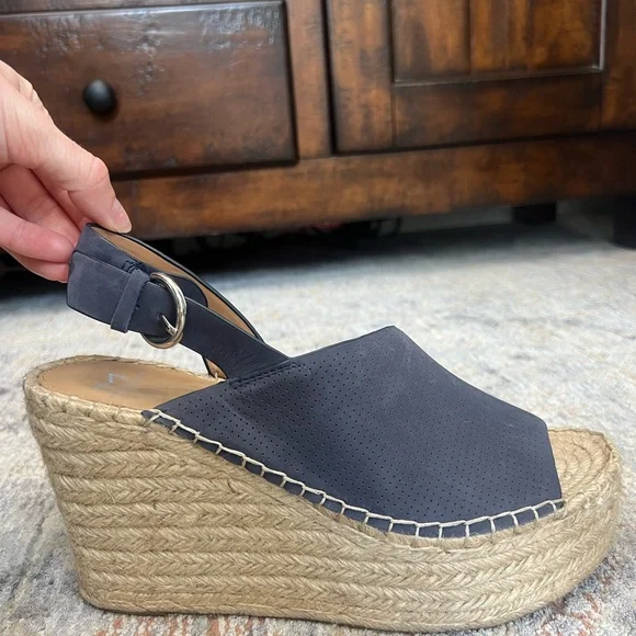 Marc Fisher LTD Espadrille Wedge Sandals – Worn Once Size 10 - Picture 2 of 4